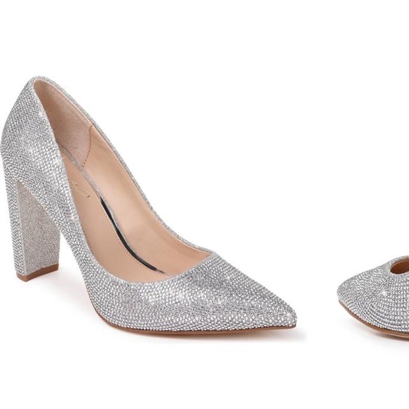 Meet your Posher, Amy - Picture 1 of 1